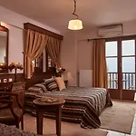 Dryades And 3* Agios Lavrentios