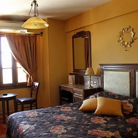 Dryades And 3* Agios Lavrentios