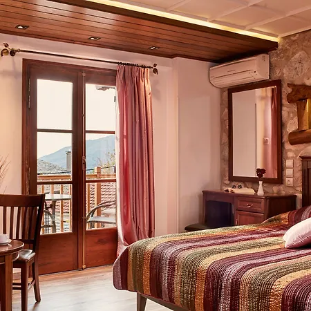 Hotel Dryades And Agios Lavrentios