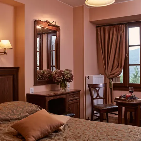 Dryades And 3* Agios Lavrentios