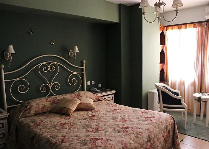 Dryades And فندق Agios Lavrentios